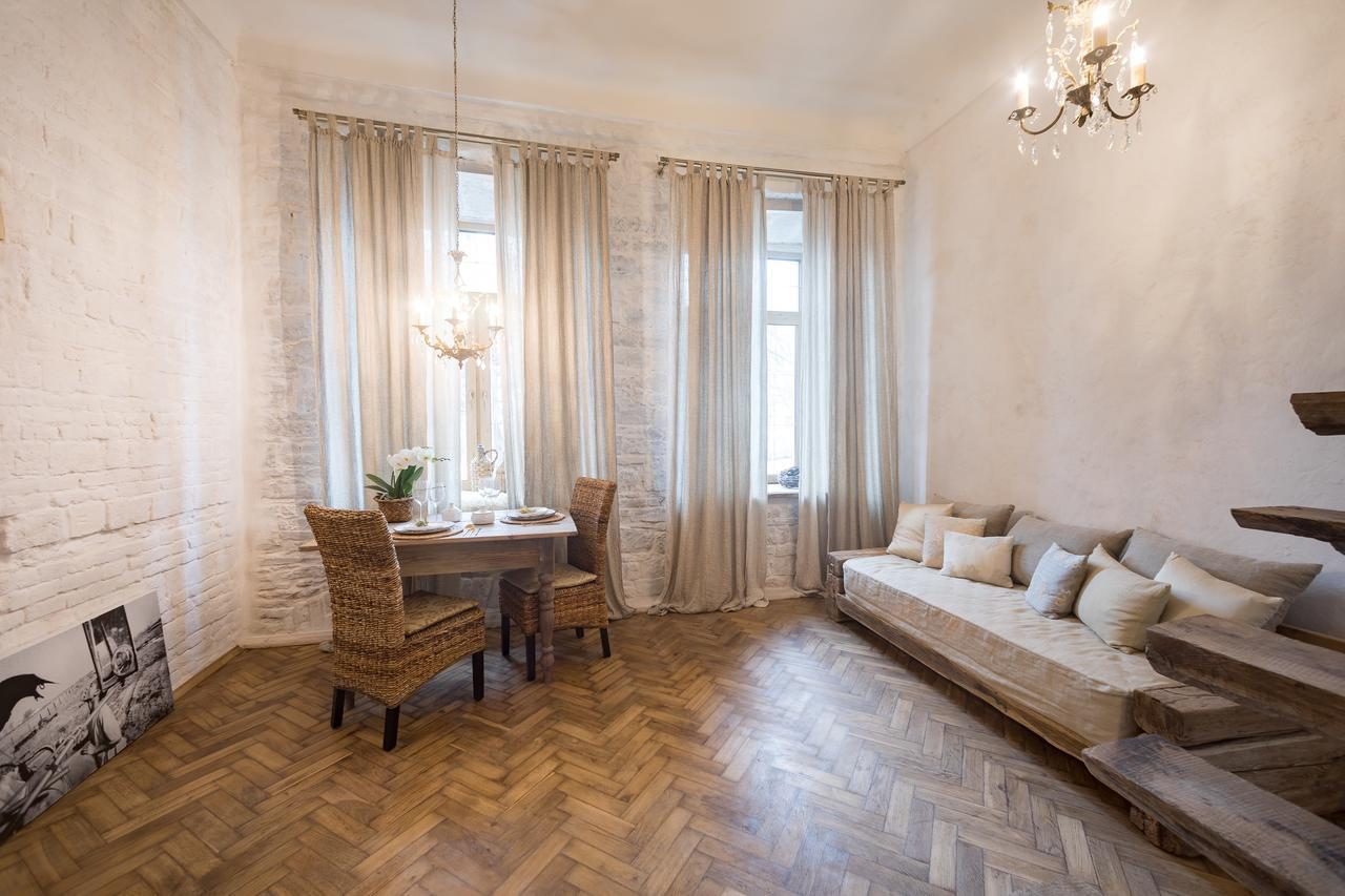 Overture Studio Kamianets-Podilskyi Luaran gambar