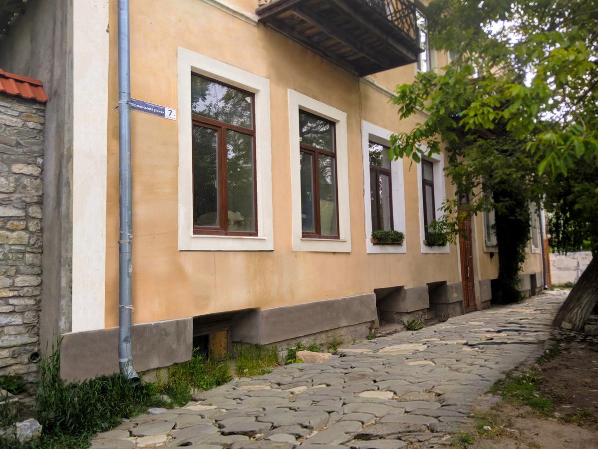 Overture Studio Kamianets-Podilskyi Luaran gambar